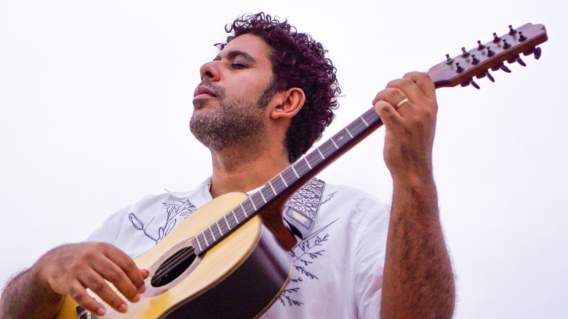 Riccardo Dutra apresenta “Raízes” no Festival da Música de Ourinhos